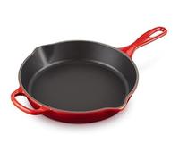 Le Creuset Skillet profond en fonte émaillée Signature avec poignée d'assistance et deux becs verseurs, 26 cm, 2 litres, Cerise, 20187260600422