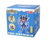 Pokémon | Figurine articulée à collectionner Pokéball | 15 ans et plus | Style boîte 2 | Ash-Greninja