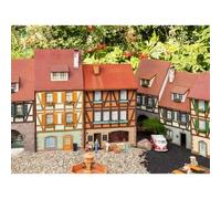 Pola 331769 Maison à colombages avec vitrine Modèle en relief
