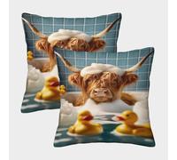 POLIUAWS Lot de 2 taies d'oreiller Highland Cow in The Bath, Douces et Confortables pour Les Cheveux et la Peau, Fermeture Portefeuille, 45 x 45 cm