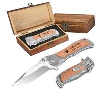 PolyYL Couteau Personnalisé - Gravez Votre Prénom, Manche Bois - Couteau Pliant Personnalisable - Idée Cadeau pour Homme, Papa, Anniversaire ou Noë (Natural Wood)