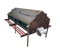 Pondoir collectif pour 240 poules