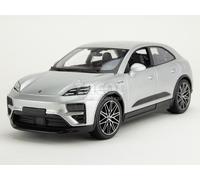 Porsche New Macan Turbo 2024 - Bburago 1/24