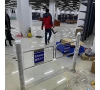 Porte battante automatique - Porte piétonne unidirectionnelle en acier inoxydable avec mécanisme à ressort pour sortie de marché et entrée sécurisée, idéale pour les zones à fort trafic