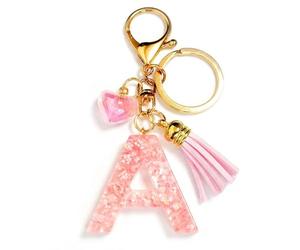 Porte-Clés Lettre A - Porte-Clef Initiale de l’Alphabet de Sac pour Femmes avec Cœur Iridescent et Pompon, Cadeaux de Porte-Clé Mignon pour les Amoureux des Fleurs, Amis, Filles