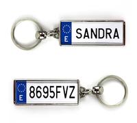 Porte-clés originaux et personnalisés. Cadeau personnalisé avec nom. Plaques d'immatriculation personnalisées. Porte-clés voiture et porte-clés moto. Plaque d'immatriculation classique