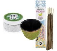 Porte-encens coupelle en fonte verte + sable blanc + Encens indien au Patchouli Vert https://www.fnac.com/mp43322961/Porte-encens-coupelle-en-fonte-verte-sable-blanc-Encens-indien-au-Patchouli-Les-Encens-du-Monde/w-4?oref=a60336d4-ec28-4b72-ac69-a15cd68deaa1