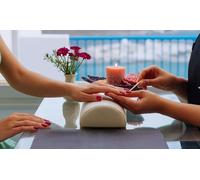 Pose de vernis semi-permanent des pieds suivi d un soin ds pieds (Modelage gommage râpe) 1h10