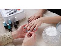 Pose vernis semi-permanent mains