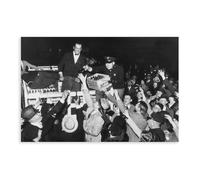 Poster décoratif sur toile avec inscription « Cop Handing Out Alcohol - Interdiction Ends 18th Amendment Over » - Décoration murale pour chambre à coucher, bureau, chambre à coucher - 30,5 x 45,7 cm