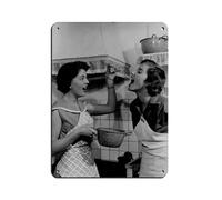 Poster rétro en métal avec inscription « Women Eating Spaghetti in The Kitchen » - Décoration murale - 30 x 40 cm