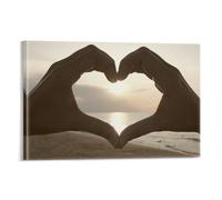 Poster vintage « People Holding Heart Shape Gesture at The Seaside » - Art mural - Décoration esthétique - Salon - Chambre d'enfant - Dortoir - Café, salle de bain - Convient pour chambre à coucher