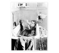 Posterlounge Charlie Chaplin in the bathtub, 1922 Poster