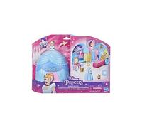 Poupée Cendrillon et ses surprises