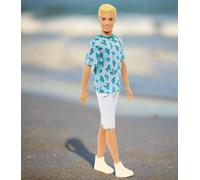 Poupée Ken Fashionista 211 avec cheveux blonds et t-shirt en cactus