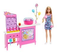 Poupée Les Mystères de Barbie : Détectives de Plage « Malibu » avec coffret stand de jeu et barbe à papa, avec 20 accessoires, y compris des prix, JFV67