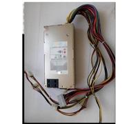 Pour P1A-6300P, l'alimentation de 300 W est entièrement