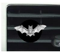 pp-a13 Désodorisant à clip en étain anglais sur grille d'aération de voiture et van Motif chauve-souris vampire
