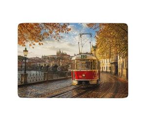 Prague Tram in Black and White Tapis 150 x 100 cm, Doux et Antidérapant | Tapis 150 x 100 cm avec surface douce; se place facilement près du lit ou du canapé; pour chambre d'amis et coin lecture