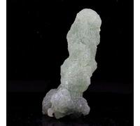 Préhnite + épidote 165,5 carat(s)