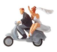 Preiser 1/87 Ème - PR28150 - Modélisme Ferroviaire - Couple de Mariés sur Vespa