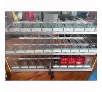 Présentoir mural en acrylique pour cigarettes - Support automatique à plusieurs niveaux avec serrure et clé - Support transparent pour magasins - Design durable, sécurisé et élégant