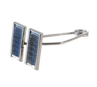 Presse en métal pour moquette avec broches de préhension intégrées pour un alignement serré des coutures lors des projets d'épissure de tapis et de colle vers le bas