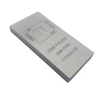 Presse-papiers en lingots de barre de titane avec conception d'éléments de tableau périodique, cadeau en métal de barre plate de barre de ti gravé au laser pour les collectionneurs commémoratifs