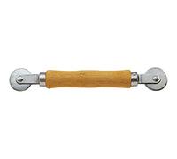 Prime-Line P 7505 Outil de roulement pour écran - Un outil indispensable pour installer des moustiquaires de fenêtre et de porte - Rouleau cannelé avec poignée en bois et roues en acier - Durable et facile à utiliser