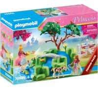 Princesses - Pique-nique avec le poulain