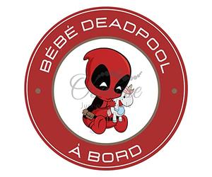 Print Corner - Bébé Deadpool - Autocollant Bébé à Bord - Vinyle - Cartoon - Marvel - Sticker pour véhicules - Rectangulaire - Couleurs vives - Métal, Verre - Outdoor