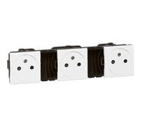 Legrand Prise triple Mosaic précâblée 2P+T 16A de surface Blanc