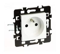 Prise 2P+T avec griffes montees connexion haut/bas - Esprit - Blanc