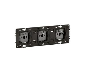 Prise 3x2P+T 16A 250V Céliane précâblée connexion à bornes automatiques - LEGRAND - CM0113