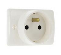 Legrand Prise à encastrer pour plinthe 050860 2P+T 16A 250V~ blanc
