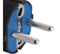 Prise avec poignée noire, design ergonomique, matériau durable, idéal pour les connexions électriques et l'utilisation dans les installations domestiques.