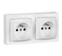 Legrand Prise de courant double 86078 2P+T précâblée Blanc RAL 9010 Intérieur