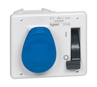 Prise encastrée Legrand 230V 16A 3P IP44 P17 avec serrure - 057300