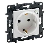Prise Schuko 2P+T avec chargeur USB type CLegrand 864127série Niloe StepBlanco Mate