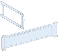 PrismaSeT-P, platine de montage, 4x FuPacT ISFT160 3 pôles, vertical, largeur = 650 mm, hauteur = 6 modules Schneider Electric