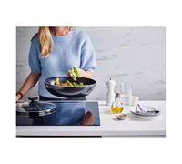 PRO INDUC Sauteuse Wok induction corps alu ép 3mm revêtement céramique D28 cm + couvercle BEKA