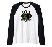 Programmer I Code in The Dark Retro Hacker Skull Manche Raglan