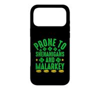 Prone to Shenanigans and Malarkey | St Patricks Day Coque pour iPhone 17 Pro Max