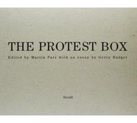 Protest on Paper presented by Martin Parr (5 Vol. in a Box) /anglais
