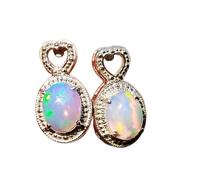 Puces d'oreilles ovales en opale éthiopienne naturelle de qualité exceptionnelle, montées sur argent sterling 925 plaqué argent | Style minimaliste | LK_VSTD_0141