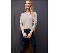 Pull douillet à col en V