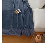 Pumixiy Couverture ultra douce en polaire corail pour canapé et chambre à coucher, couverture double pour lit, couverture légère et douce pour une utilisation toute l'année (C)