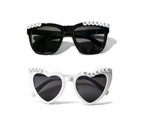 PureBowlic Lunettes de soleil en forme de cœur avec verres noirs UV400 | Cadre élégant en forme de cœur, accents de lettres perlées, verres noirs UV400, pour un look de fête tendance, design unisexe