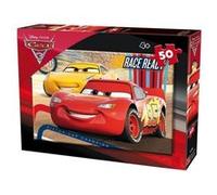 Puzzle 50 pieces cars : voiture flash mcqueen fait la course avec cruz ramirez - collection enfant disney - set puzzle + 1 carte offert