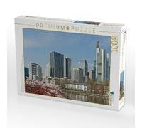 Puzzle · Au Nord du Main, Les Gratte-Ciel s'élèvent vers Le Ciel | Extrait de la série « La fabuleuse Francfort-sur-le-Main » de… · 1000 pièces · Format assemblé 64 × 48 cm · CALVENDO Puzzle